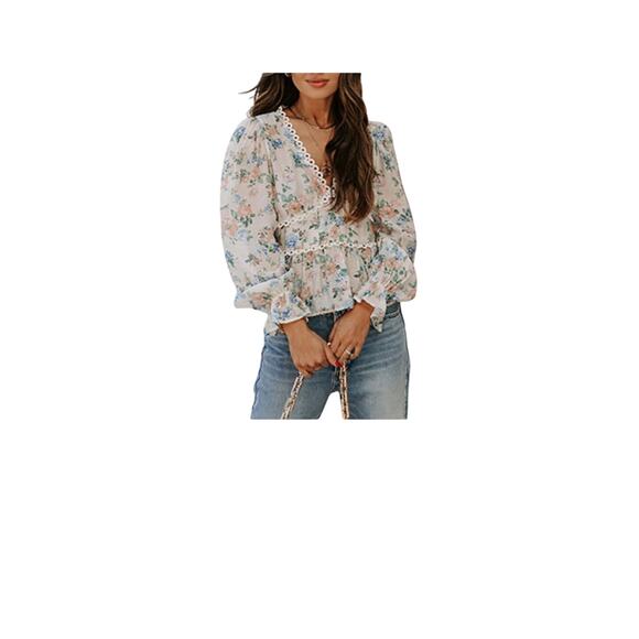 BY THE RIVER Floral Printed Bell Sleeve Top PRAIRIE FEMININE SOFT GIRL COTTAGE M - Picture 7 of 7